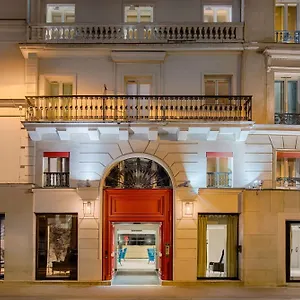 Hotel Nh Champs-elysees, Paris
