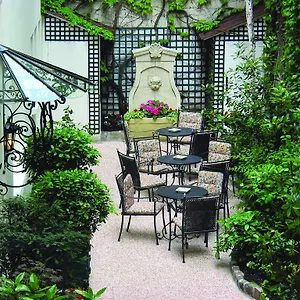 Hotel De Varenne, Parijs